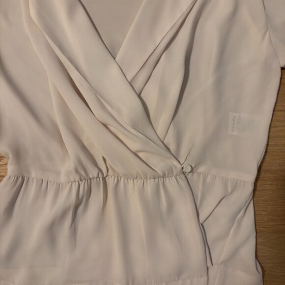 Aritzia Babaton Sherman Short Sleeved Blouse Cream Size XS - Picture 4 of 5